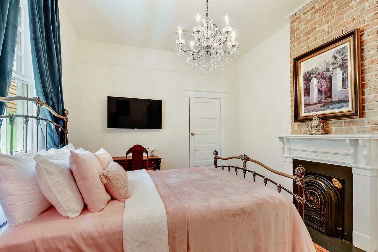 Villa Elegant Renovated House With Relaxing Courtyard New Orleans Esterno foto