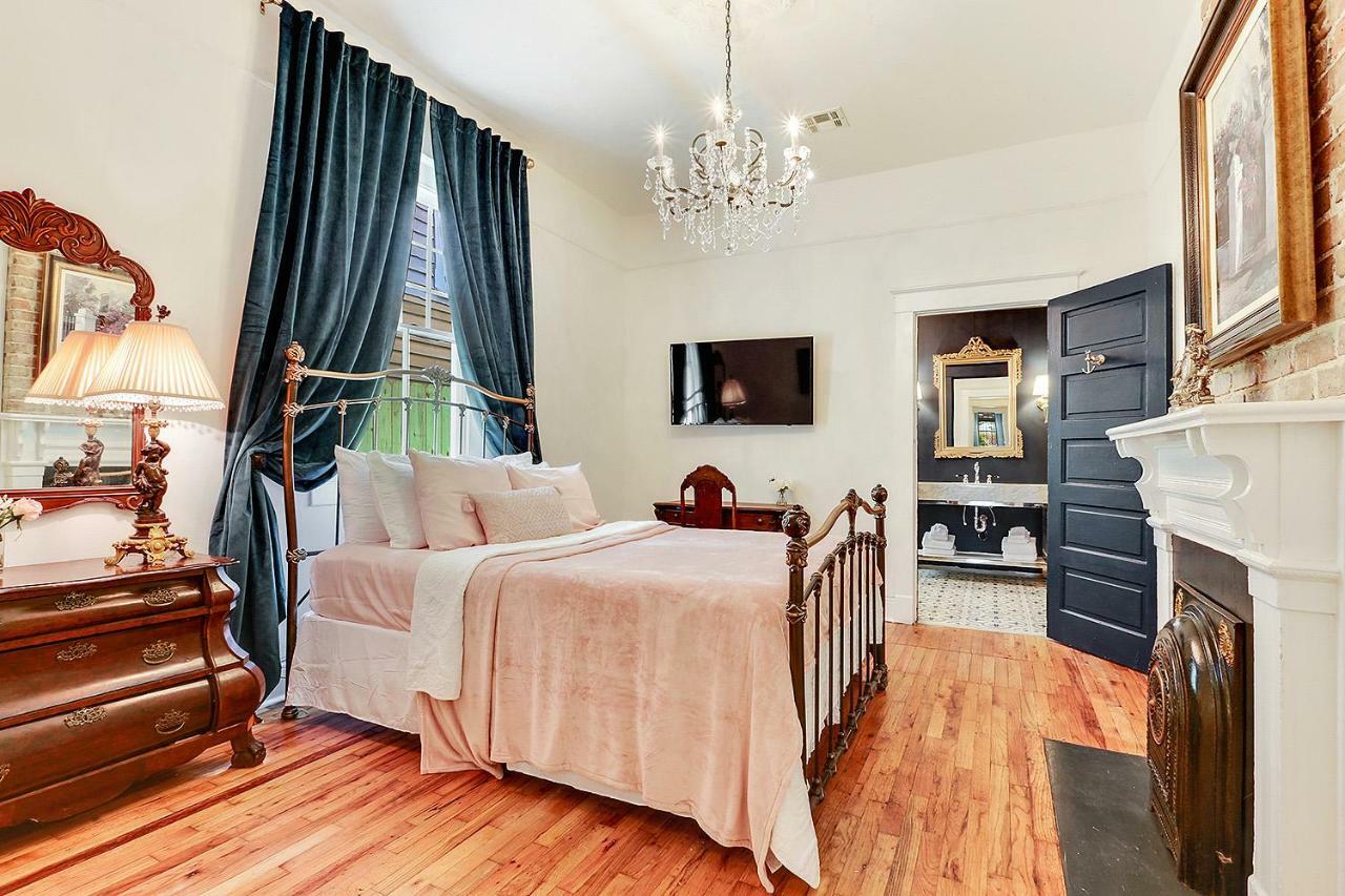 Villa Elegant Renovated House With Relaxing Courtyard New Orleans Esterno foto